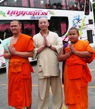 2011年真圆法师应邀参加泰国佛教考察团